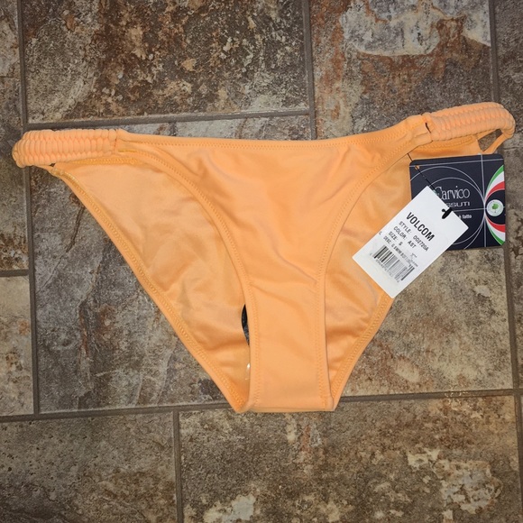 Volcom Other - NWT Volcom Bikini Bottom